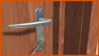 Houston Liberty Locksmith Houston, TX 281-502-1045 - 14-unlock-door