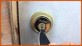 Houston Liberty Locksmith Houston, TX 281-502-1045 - 7-broken-key-extraction